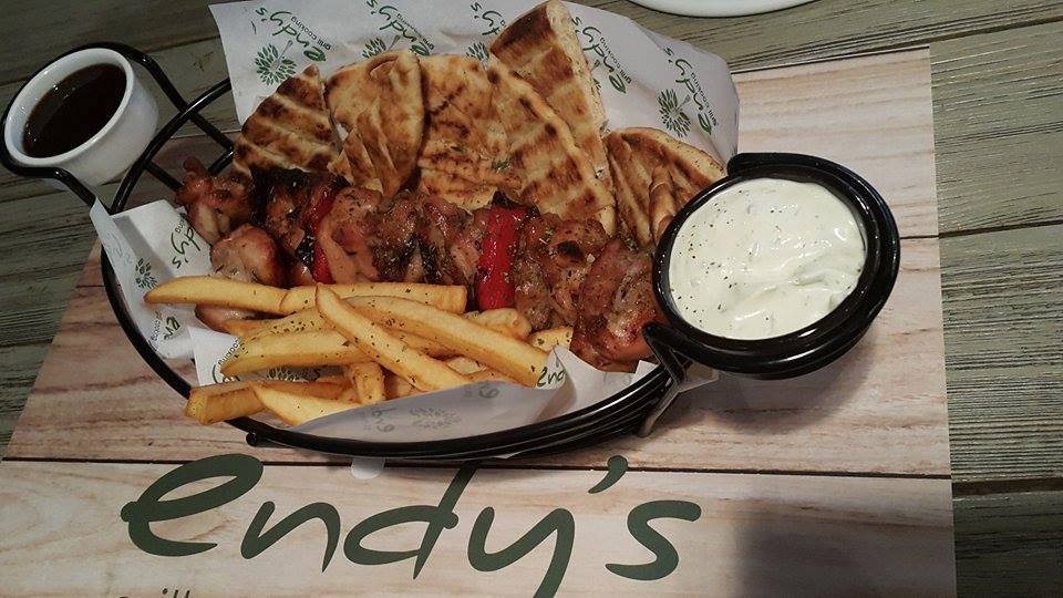 Τραπέζι 4 - Endy`s Grill Περιστέρι